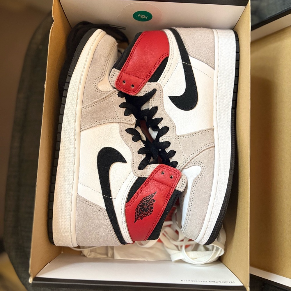 Nike Air Jordan Retro 1 Sneakers Red Black Gray